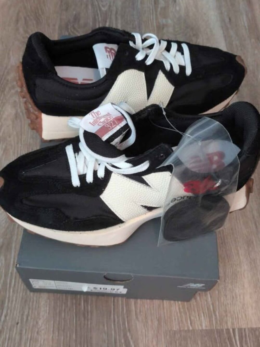 New Balance 327 Sneakers new women's 7.5